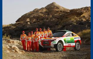 Mitsubishis team består af de samme kørere som skulle have deltaget i Rallye Dakar 2008: