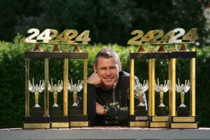 Vinder Tom K. sin 9. Le Mans sejr i år? - her ses han efter sin 6. sejr