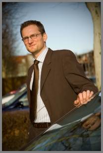 Morten Holmsten vurderer, at salget af biler til eksport er steget til det femdobbelte hos Autocom.dk