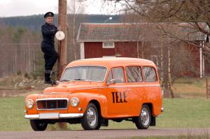 Den orangefarvede Volvo Duett 210 var i mange år en trofast del af det svenske Televerket.