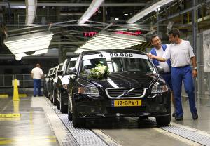Volvo V50 i en sportslig R Design udgave var nr. 4. million på fabrikken i Gent, Belgien 