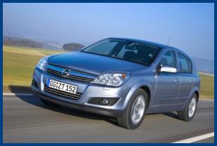 Opel Astra 1,7 CDTI med 110 hk findes nu også i en særlig brændstofbesparende EcoFLEX version, der kører 22,2 km/l ved blandet kørsel opgjort efter EU-normen. 